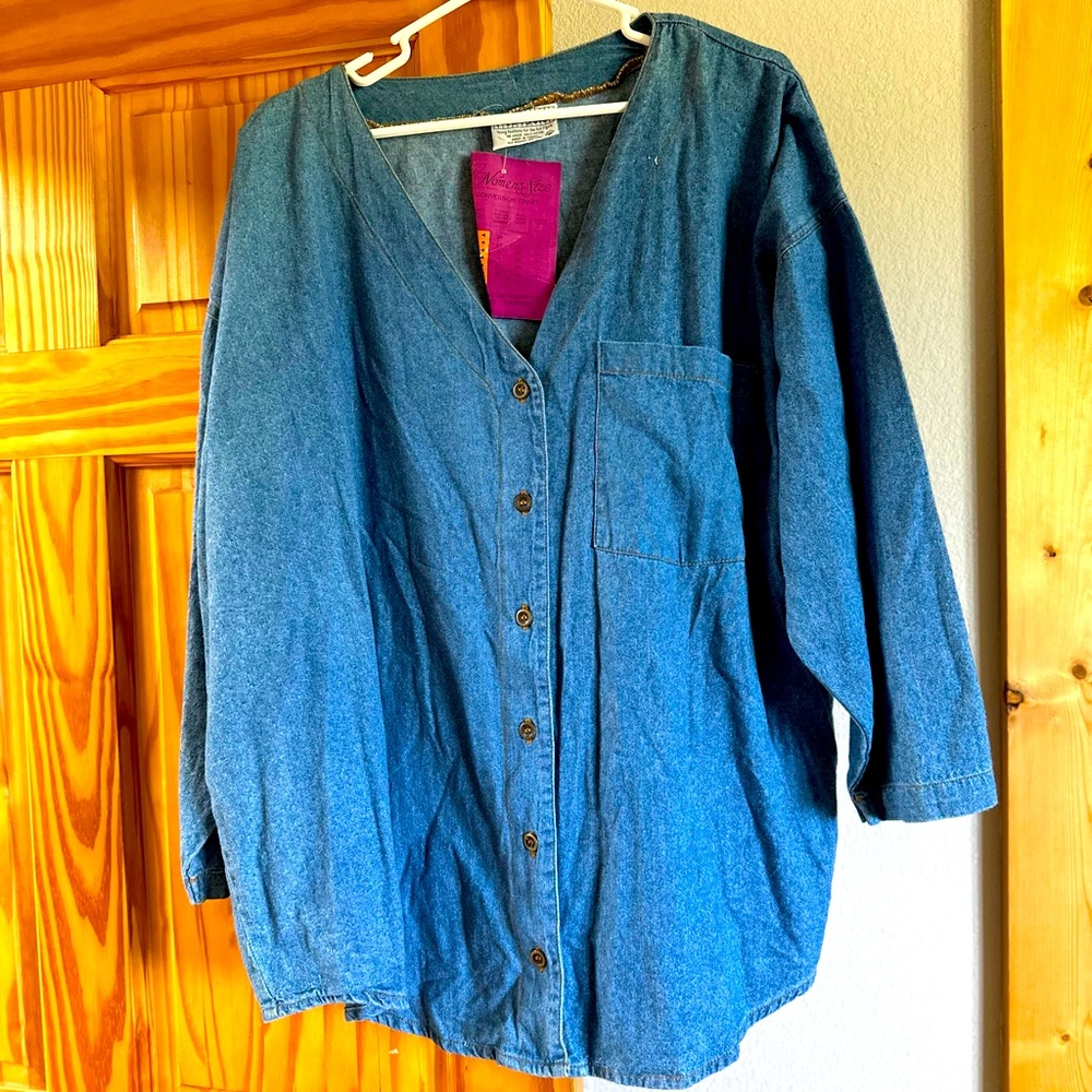 Vintage Plus Factor brand chambray top